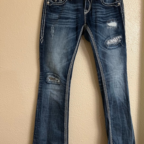 *SOLD*Rock Revival jeans - Picture 4 of 5
